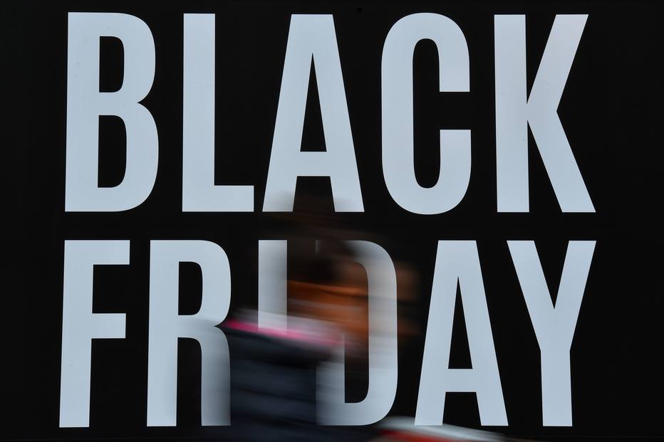 Vendas de comércio eletrônico na Black Friday 2018 crescem 23% Vendas de comércio eletrônico na Black Friday 2018 crescem 23%